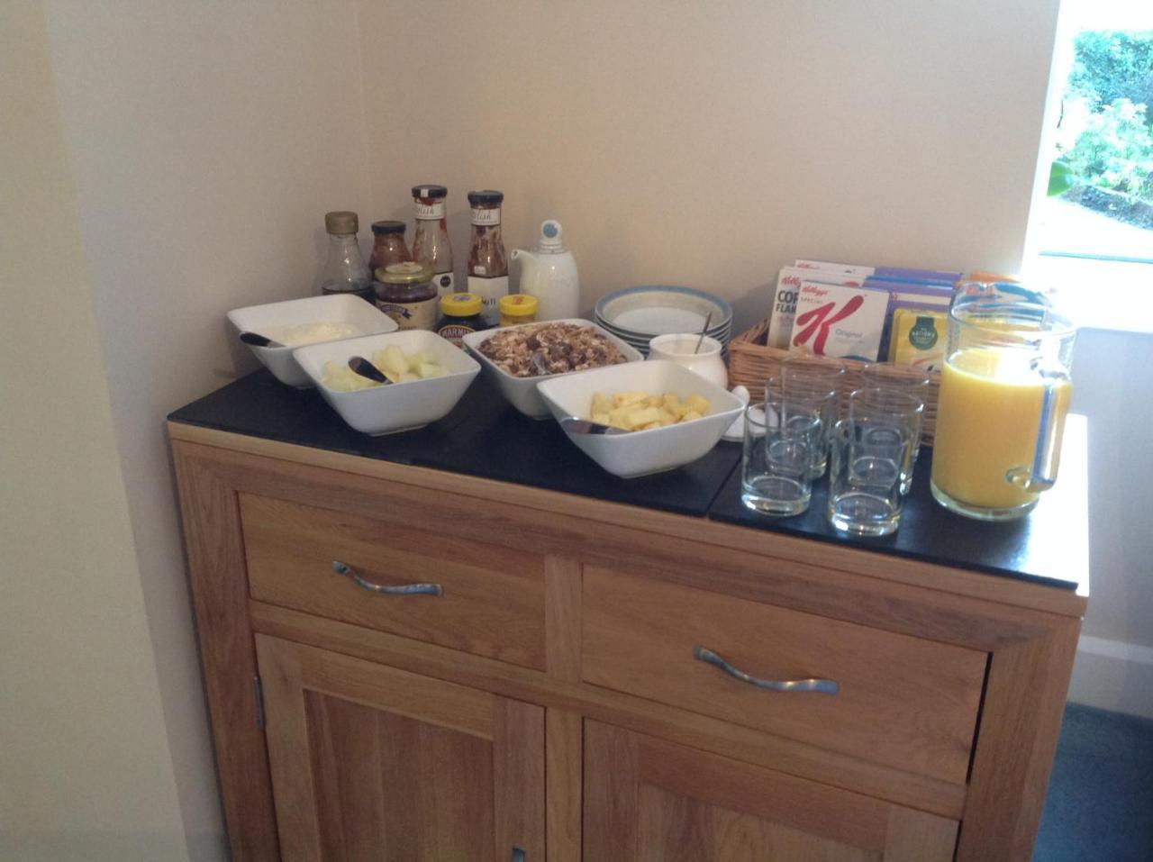 Lyndhurst Guest House Ulverston Dış mekan fotoğraf