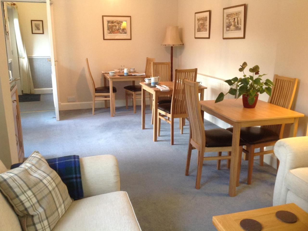 Lyndhurst Guest House Ulverston Dış mekan fotoğraf